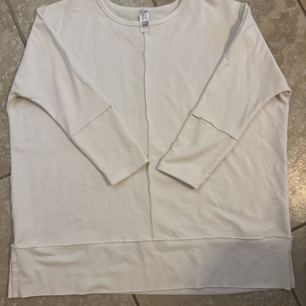 Comfy oversized Spanx White Shirt